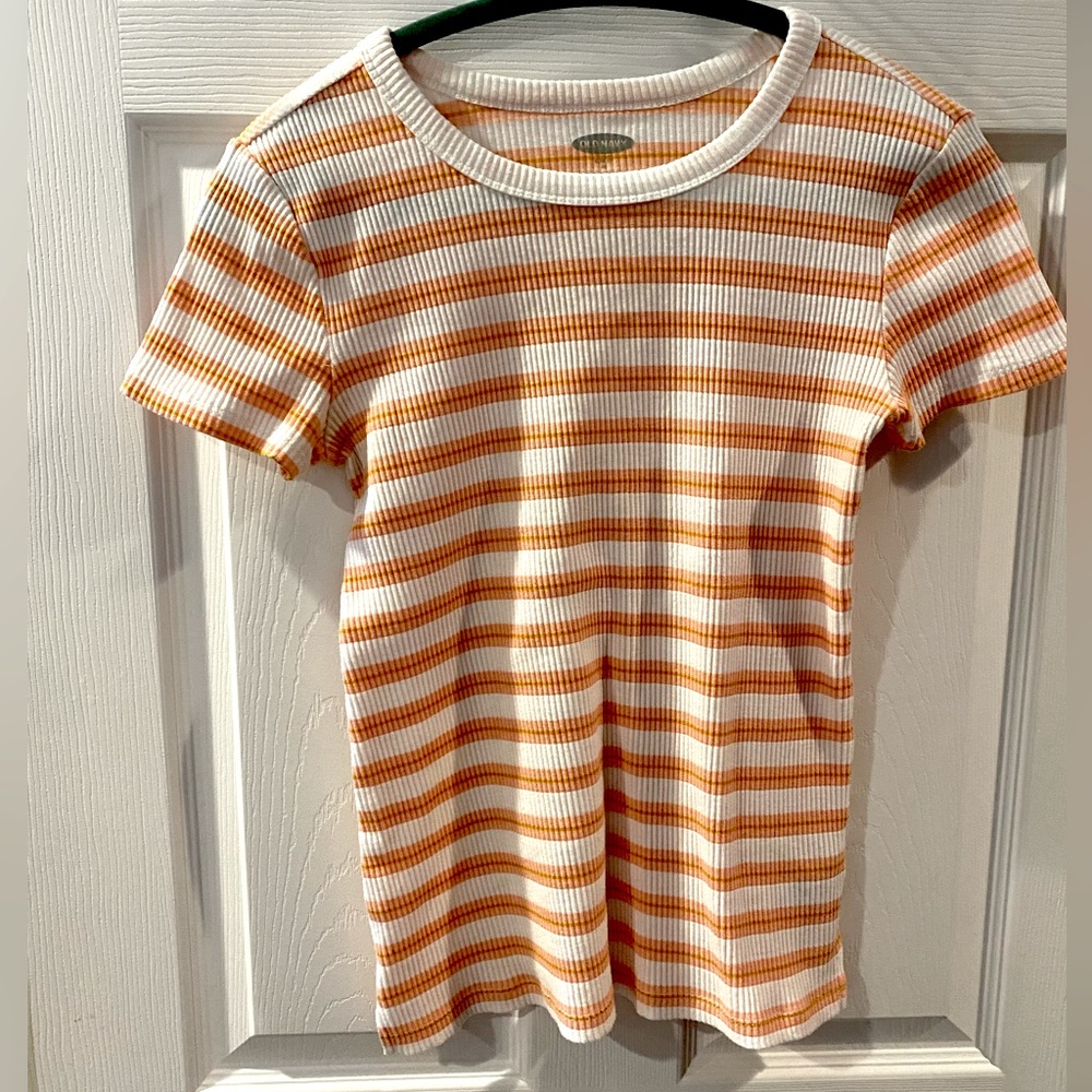 Old Navy Ribbed Tshirt in Coral Stripe Pattern